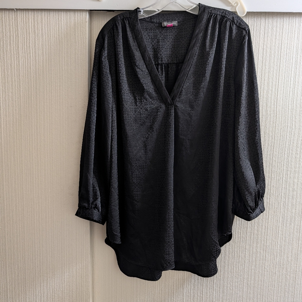 Vince Camuto Women's Black jacquard 3/4 Sleeves Blouse Size 2X